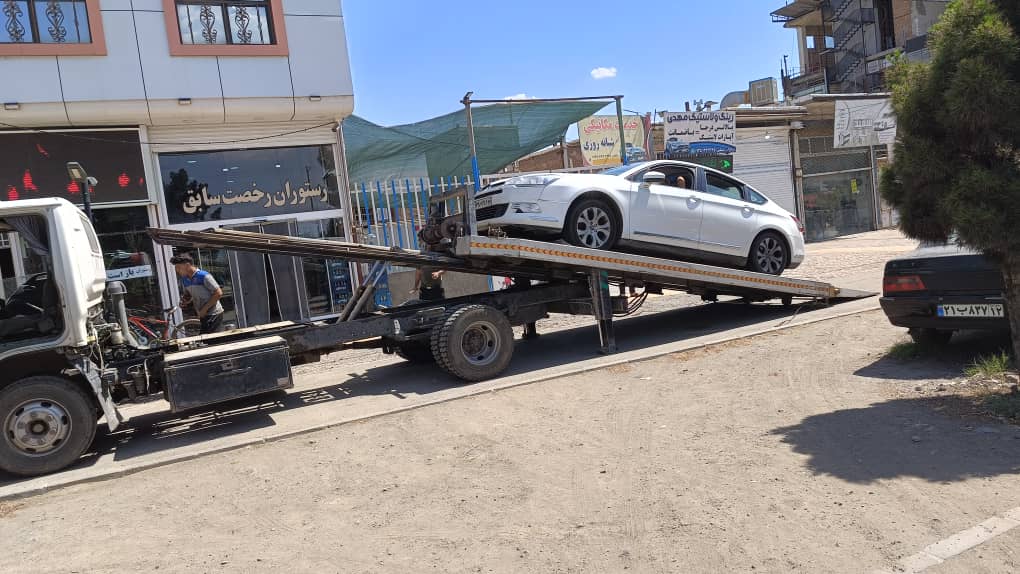 امداد خودرو و خودروبر بم 160 موسسه خودرو بر در بم