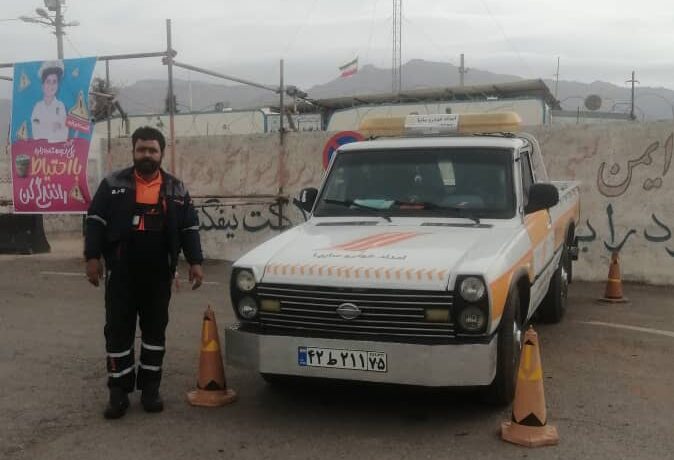 امداد خودرو و خودروبر یزد 219 ناو گان یدک کش چرخگیر موسسه کویر امداد در یزد